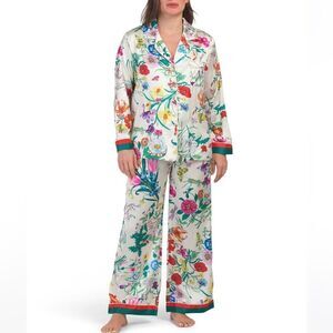 DALIA MACPHEE XL White Field Floral 2 pc Notched Collar Contrast Detail PJ Set